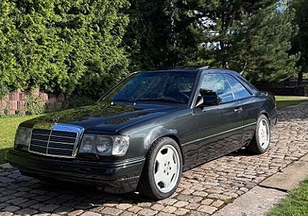 Mercedes-Benz 300