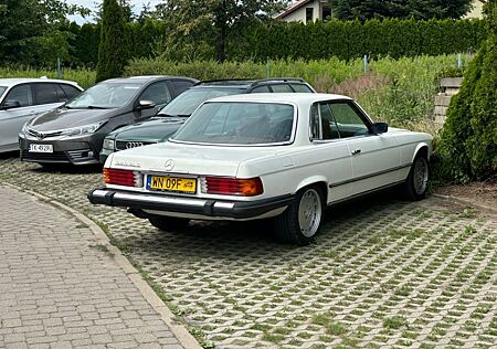 Mercedes-Benz 380 sec v8 first paint zero rust 70400 miles