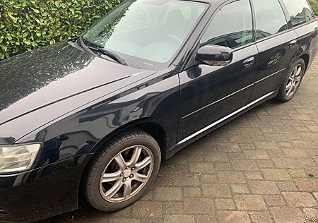 Subaru Legacy Kombi 2.0 Allrad