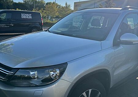 VW Tiguan Volkswagen 1.4 TSI 4MOTION LIFE LIFE