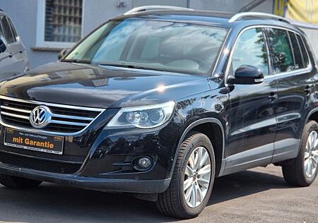 VW Tiguan Volkswagen Team BMT *PDC*AHK*TÜVneu*SHZ*Tempo