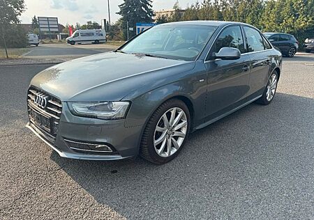 Audi A4 2.0 TFSI quattro Attraction