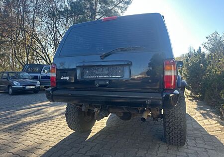 Jeep Cherokee Limited 4.0 Auto