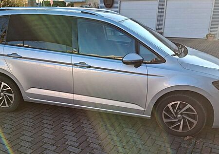 VW Touran Volkswagen 2.0 TDI SCR SOUND BMT SOUND