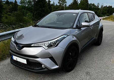 Toyota C-HR 1.8-l-VVTi Hybrid Team Deutschland Team...