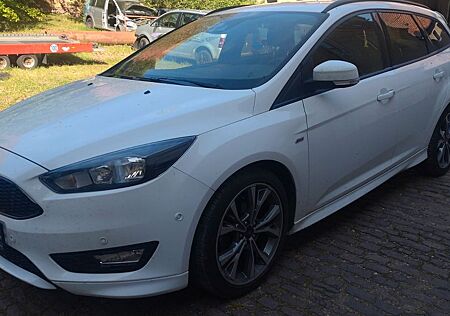 Ford Focus Turnier ST-Line