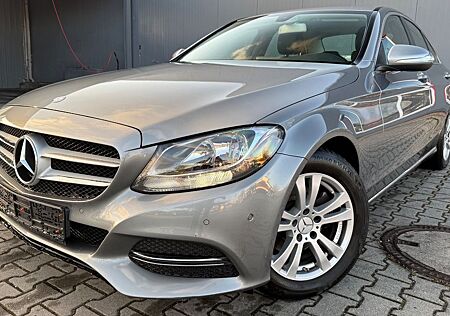 Mercedes-Benz C 180 Limousine CGI* Teilleder* Navi*Sitzh.*MwSt