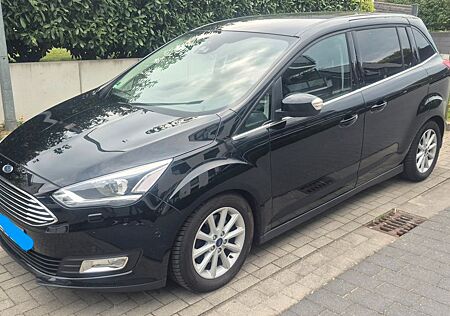Ford Grand C-Max 1,5TDCi 88kW PowerShift Titanium