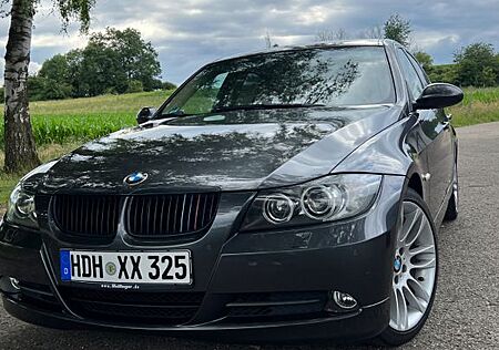 BMW 325i E90 | M Performance ESD | TÜV Neu | Xenon