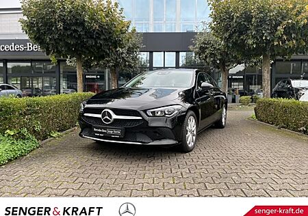 Mercedes-Benz CLA 250 e Coupé Navi PDC SHZ LED SpurH AUT LM