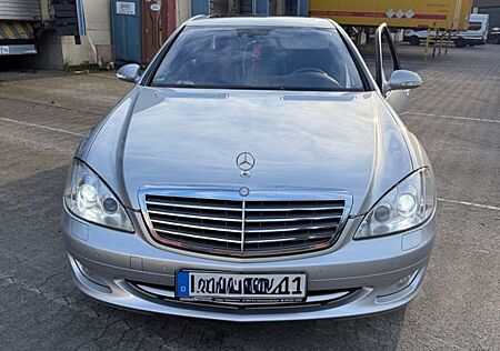 Mercedes-Benz S 600 L V12