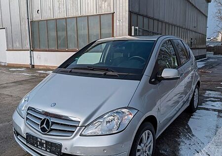 Mercedes-Benz A 150 TÜV 03/27*AUTOMATIK*12-M-GARANTIE*ALLWETTERREIF
