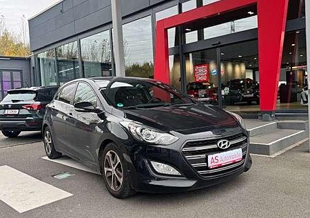 Hyundai i30 blue Passion - Ihr SEAT Vertragshändler