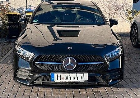 Mercedes-Benz A 180 DCT - AMG Line - Panorama - MBUX Navi