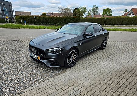 Mercedes-Benz E 63 AMG Final Edition / Keramik / Carbon/ Softc