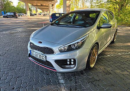 Kia Cee'd / Ceed 1.6 T-GDI GT-Challenge GT-Challenge