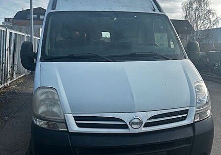 Nissan Interstar TÜV+AU 09/2003