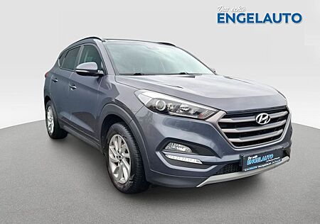 Hyundai Tucson 4WD KAMERA AHK SHZ PANORAMA