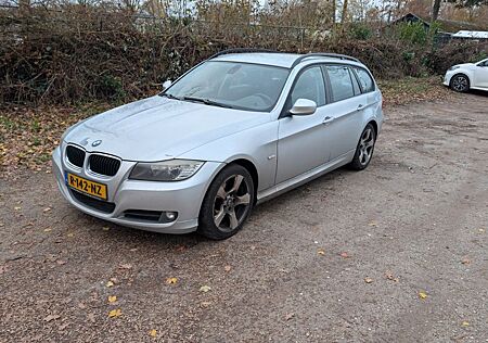 BMW 318d Touring -