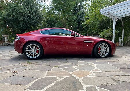 Aston Martin V8 Vantage 4.3l -