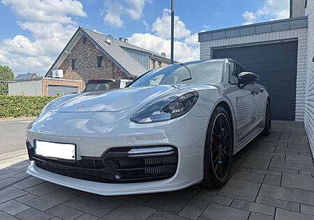 Porsche Panamera GTS Approved