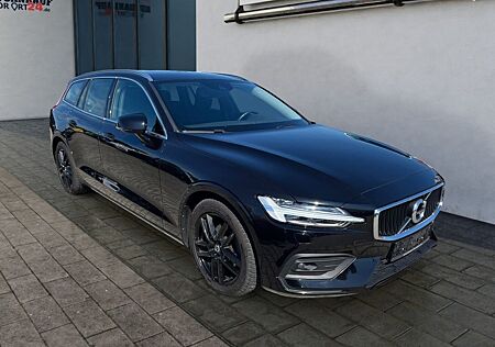 Volvo V60 Kombi Momentum Pro Klima Navi Einparkhilfe