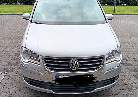 VW Touran Volkswagen 2.0 TDI DPF Highline Highline