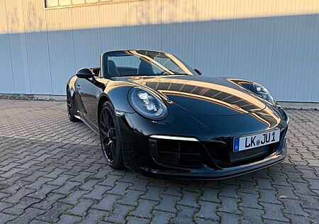 Porsche 991 GTS Cabriolet 2.Hd Chrono Bose HA-Lenkung