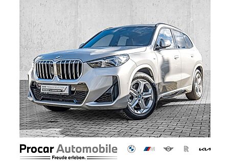 BMW X1 xDrive23i M Sport AHK Pano Adap. LED DA+ RFK