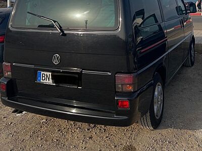 Volkswagen T4 Caravelle 2,5-l-Diesel TDI 75kW Standard