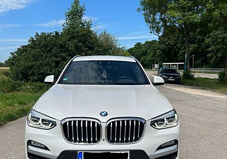 BMW X3 xDrive20i xLine AT xLine