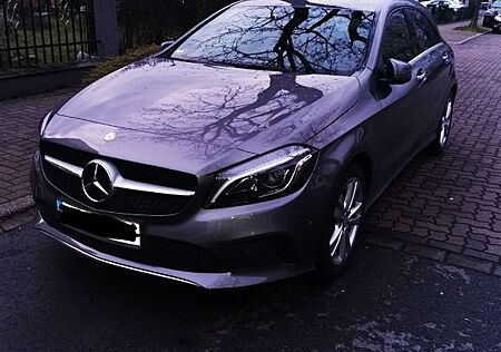Mercedes-Benz A 180 BlueEFFICIENCY Edition Edition