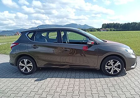 Nissan Pulsar 1.2 DIG-T ACENTA - Sommerfahrzeug