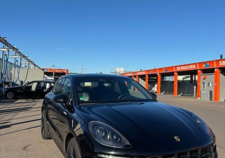 Porsche Macan GTS