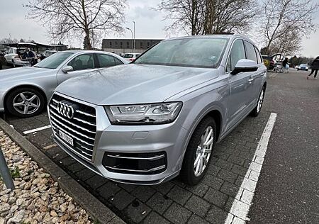 Audi Q7 45 TDI quattro tiptronic -