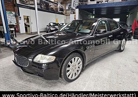 Maserati Quattroporte -