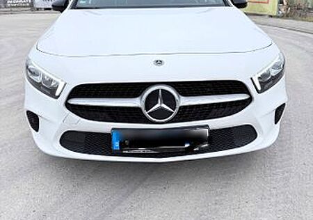 Mercedes-Benz A 200 d DCT -