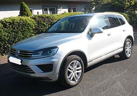 VW Touareg Volkswagen 3.0 V6 TDI SCR Tiptronic BMT BlueMot...