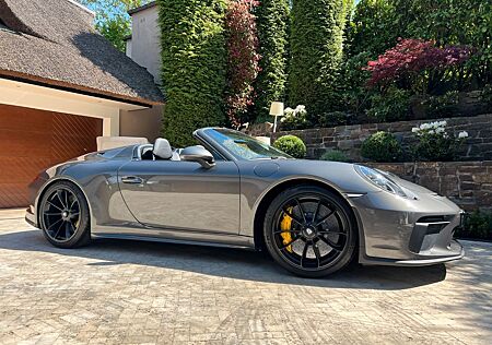 Porsche 991 Speedster Lift LED Bose 24KM NEUWERTIG
