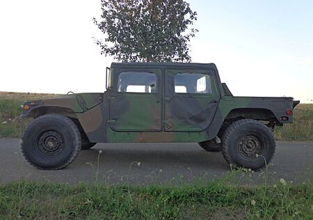 Hummer H1 AM GENERAL HUMVEE M998 HMMWV