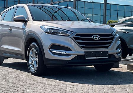 Hyundai Tucson blue Classic 2WD 1.6 Klima AHK