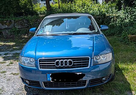 Audi A4 2.4 Cabriolet -