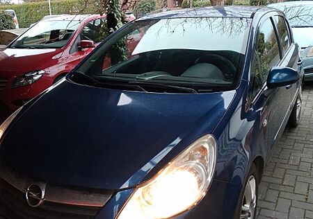Opel Corsa 1.3 CDTI 75 PS mit 16 Zoll Alufelgen