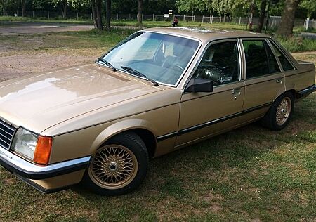 Opel Senator A1 3,0E