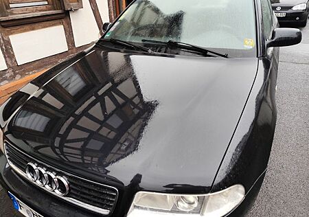 Audi A4 1.6 -