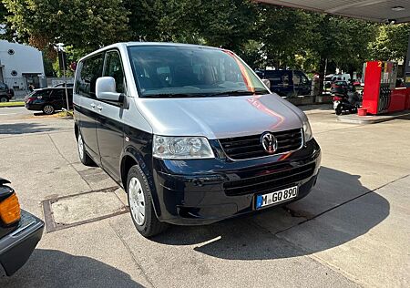 VW T5 Multivan Volkswagen 4Motione 2,5 TDI