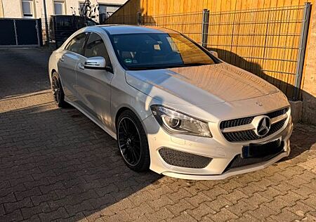 Mercedes-Benz CLA 180 AMG Line AMG Line