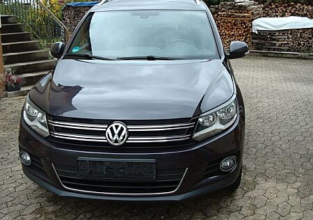 VW Tiguan Volkswagen Lounge Sport & Style BMT