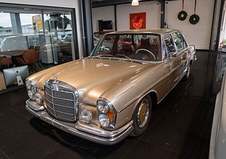 Mercedes-Benz 300 SEL 6.3L voll fahrbereit