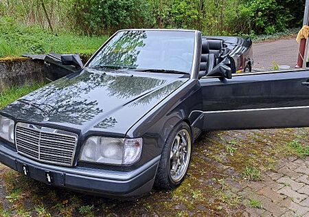 Mercedes-Benz CE 300 24V